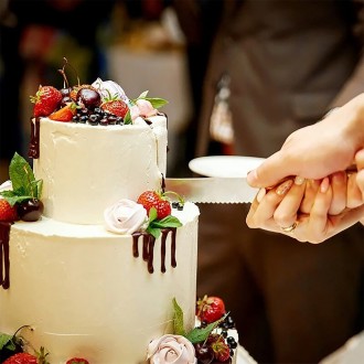 Ни одно свадебное торжество не будет полным без великолепного свадебного торта. . . фото 5