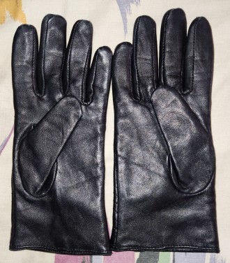 Кожаные перчатки Atmosphere, размер M/L, ширина-9см, длина-23см, средний палец-8. . фото 5
