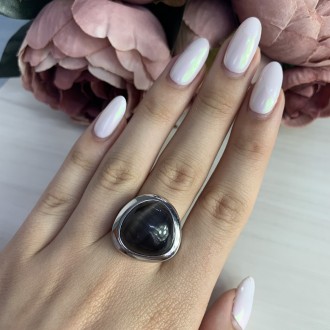 Родированное серебряное кольцо 925 пробы с кошачьим глазом. Родированные украшен. . фото 4