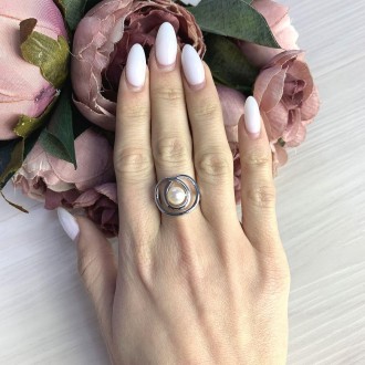 Родированное серебряное кольцо 925 пробы с натуральным жемчугом барочным. Родиро. . фото 4