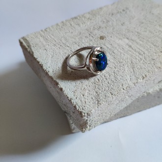 Родированное серебряное кольцо 925 пробы с опалом 1.003ct. Родированные украшени. . фото 7