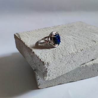 Родированное серебряное кольцо 925 пробы с опалом 1.003ct. Родированные украшени. . фото 6