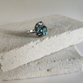 Родированное серебряное кольцо 925 пробы с топазом Лондон Блю 3.014ct. Родирован. . фото 5
