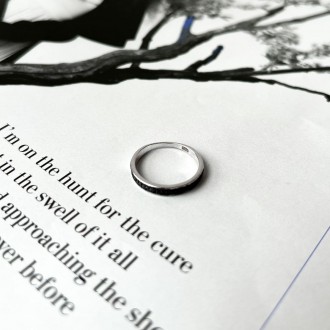 Родированное серебряное кольцо 925 пробы с фианитами. Родированные украшения дол. . фото 3
