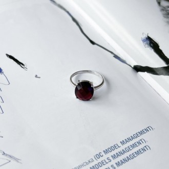 Родированное серебряное кольцо 925 пробы с натуральным гранатом 3.975ct. Родиров. . фото 8