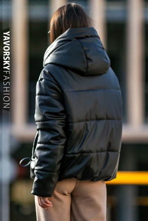 Новинка сезону !.
Стильна молодіжна стьобаний куртка з капюшоном , з кишенями на. . фото 5