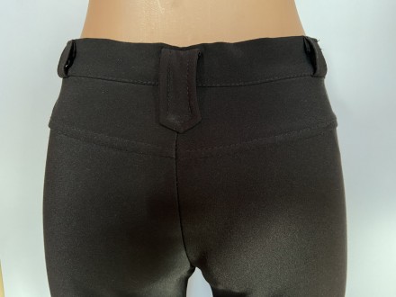 Чёрные классические женские стрейчевые шорты средней посадки .Длина: до колена .. . фото 6