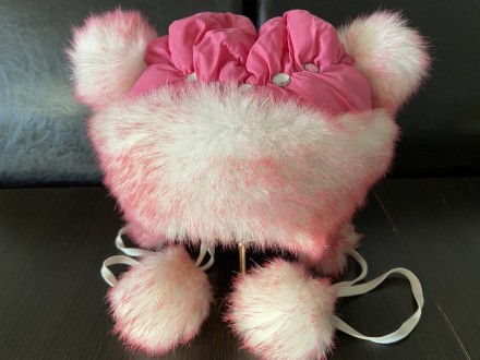 Модная тёплая , зимняя шапка - ушанка для девочек с ушками помпонами украшенная . . фото 2