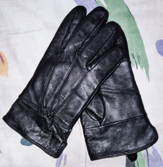 Кожаные перчатки Thinsulate, размер-М, ширина-10см, длина-24см, средний палец-9с. . фото 3