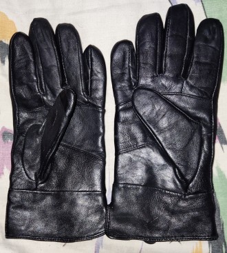 Кожаные перчатки Thinsulate, размер-М, ширина-10см, длина-24см, средний палец-9с. . фото 5