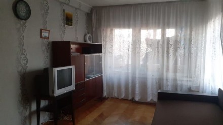 Продам 2-х комнатную квартиру в Днепровском районе, на пр-те Мира, 12. Соцгород.. . фото 7