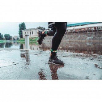 
Опис водонепроникних шкарпетки DexShell Running DS645BOR:
Шкарпетки — це незамі. . фото 10