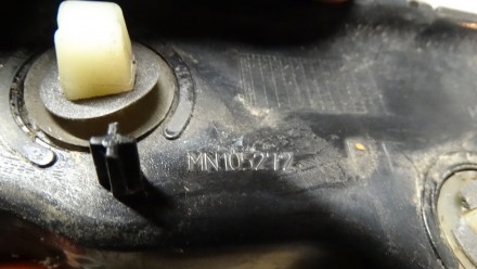 Кріплення бамперу правий зад Mitsubishi Colt направляючі MN105272
Відправка по . . фото 5
