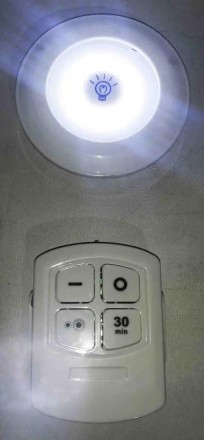  
Яркий светодиодный светильник LED light with Remote Control set BL-1012 COB – . . фото 5