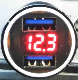 
Адаптер Car Charger HZ HC7 3.1A 12/24V 2 USB
Зарядное устройство автомобильное . . фото 9