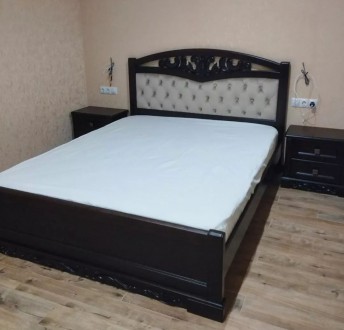 Пропонуємо двоспальне ліжко Артеміда з каретною стяжкою у сучасному класичному с. . фото 5