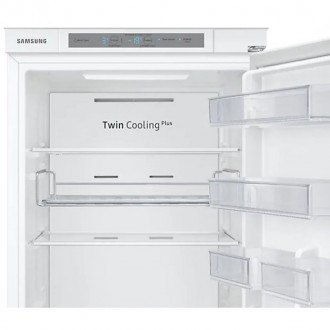 Холодильник вбудований з морозильною камерою Samsung BRB30602FWW

Є в наявност. . фото 4