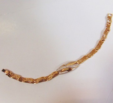 Браслет Xuping из медицинского золота
длина 19 см, но можно отстегну съемный удл. . фото 3
