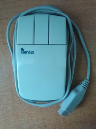 Продам раритетную компьютерную мышь в хорошем состоянии.
Фирма GENIUS, сделана . . фото 2