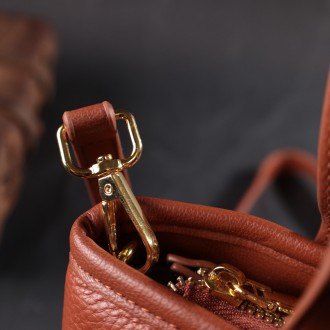 Жіноча елегантна маленька коричнева сумка пошет, сумочка з натуральної шкіри.
Не. . фото 7
