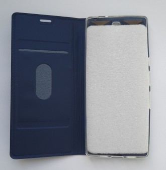 Чохол книжка для смартфона  Sony Xperia XA3   в гарному стані (є малопомітні пля. . фото 7