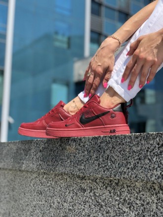 Кроссовки женские бордовые Nike Air Force 1’07Lv8 Ultra
Крутые женские кроссовки. . фото 4