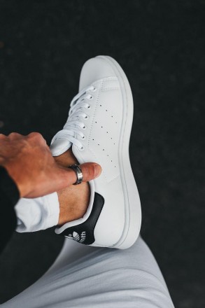 Кроссовки женские белые Adidas Stan Smith
Любимые многими женские кроссовки Адид. . фото 9