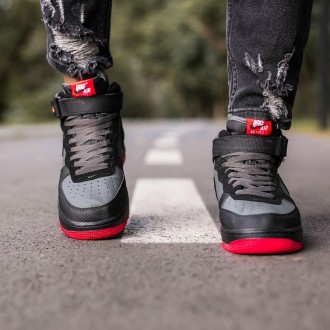 Кроссовки мужские черные Nike Air Force 1 High
Очень стильные кроссовки Найк Аир. . фото 6