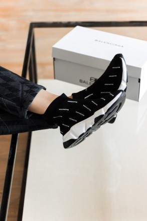 Кроссовки женские черные Balenciaga Speed Trainer Black Logo
Шикарные женские кр. . фото 4