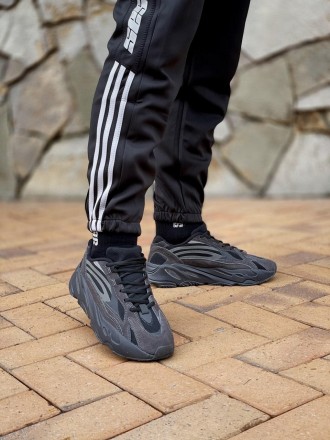 Кроссовки мужские черные Adidas Yeezy Boost 700 V2 
Обновленная версия кроссовок. . фото 8