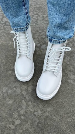 
Женские ботинки белые зимние Dr. Martens
Dr. Martens — это лучшая обувь в мире,. . фото 8
