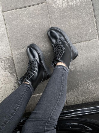
Женские ботинки черные зимние Dr. Martens 
Dr. Martens — это лучшая обувь в мир. . фото 5