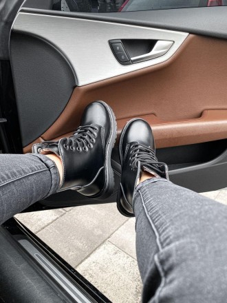 
Женские ботинки черные зимние Dr. Martens 
Dr. Martens — это лучшая обувь в мир. . фото 4