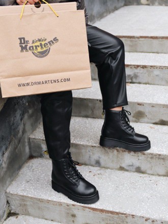 Женские ботинки черные зимние Dr. Martens 
Dr. Martens — это лучшая обувь в мире. . фото 7