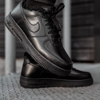 Кроссовки мужские черные зимние Nike Air Force
Легендарная модель обуви Найк уже. . фото 2