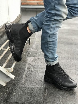 Кроссовки мужские черные зимние Nike 95 Sneakerboot Black
Шикарная зимняя модель. . фото 5