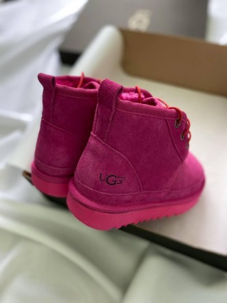 Угги женские черные зимние UGG Neumel Neon Pink
Представляем вам женские ботинки. . фото 4