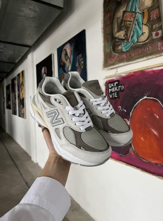 Кроссовки женские белые New Balance 990
Невероятные мужские белые кроссовки Нью . . фото 6