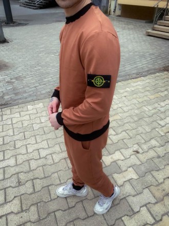 Костюм мужской оранжевый демисезонный штаны и свитшот с патчем STONE ISLAND (Сто. . фото 3