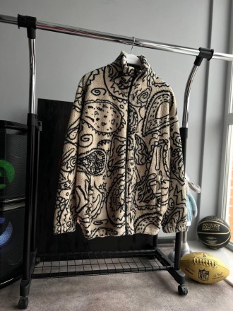 
Куртка мужская бежевая оверсайз весна-осень плюшевая без капюшона Мягуська Chas. . фото 5