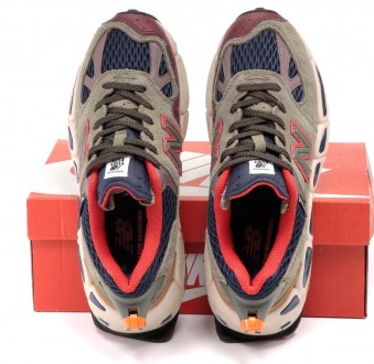 Кроссовки мужские коричневые NB New Balance Yurt 574 x Salehe Bembury
Мужские кр. . фото 6