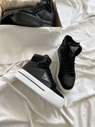 Кроссовки женские черные Prada Macro Re-Nylon Brushed Leather Sneakers Black Whi. . фото 6
