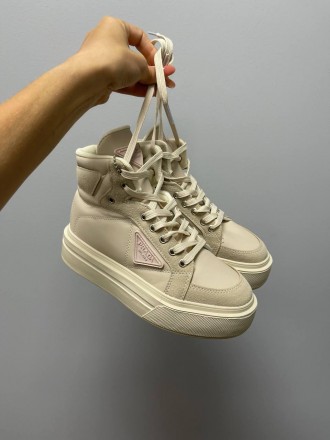 Кроссовки женские бежевые Prada Macro Re-Nylon Brushed Leather Sneakers Beige No. . фото 9