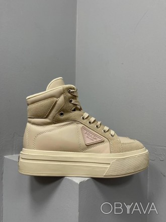 Кроссовки женские бежевые Prada Macro Re-Nylon Brushed Leather Sneakers Beige No. . фото 1