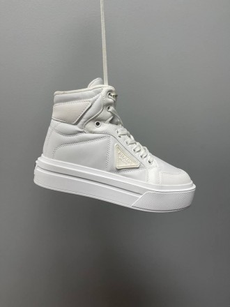 Кроссовки женские белые Prada Macro Re-Nylon Brushed Leather Sneakers White No L. . фото 5