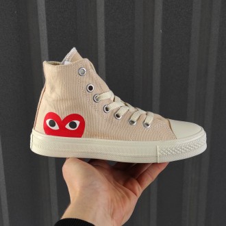 Кеды женские бежевые Converse Comme Des Garçons Play Beige
Женские высокие кеды . . фото 2