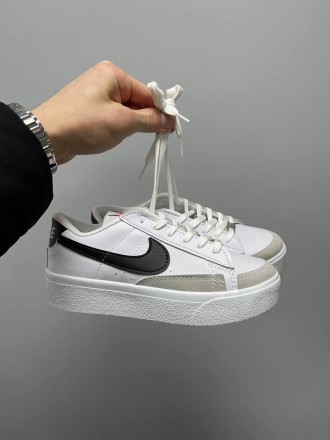 Кроссовки женские белые Nike Blazer Low Platform White Black 
Женские кроссовки . . фото 4