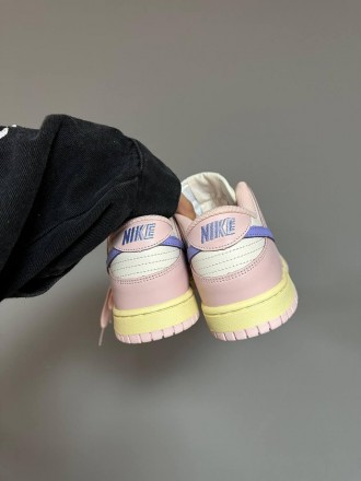 Кроссовки женские розовые Nike SB Dunk Low "Pink Oxford"
Женские низкие кроссовк. . фото 6