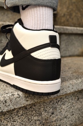 Кроссовки мужские черные Nike SB Dunk High Black White
Мужские высокие кроссовки. . фото 6