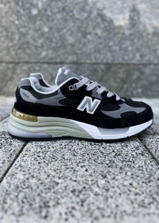 Кроссовки женские черные New Balance 992 Black Grey White
Крутая спортивная моде. . фото 2